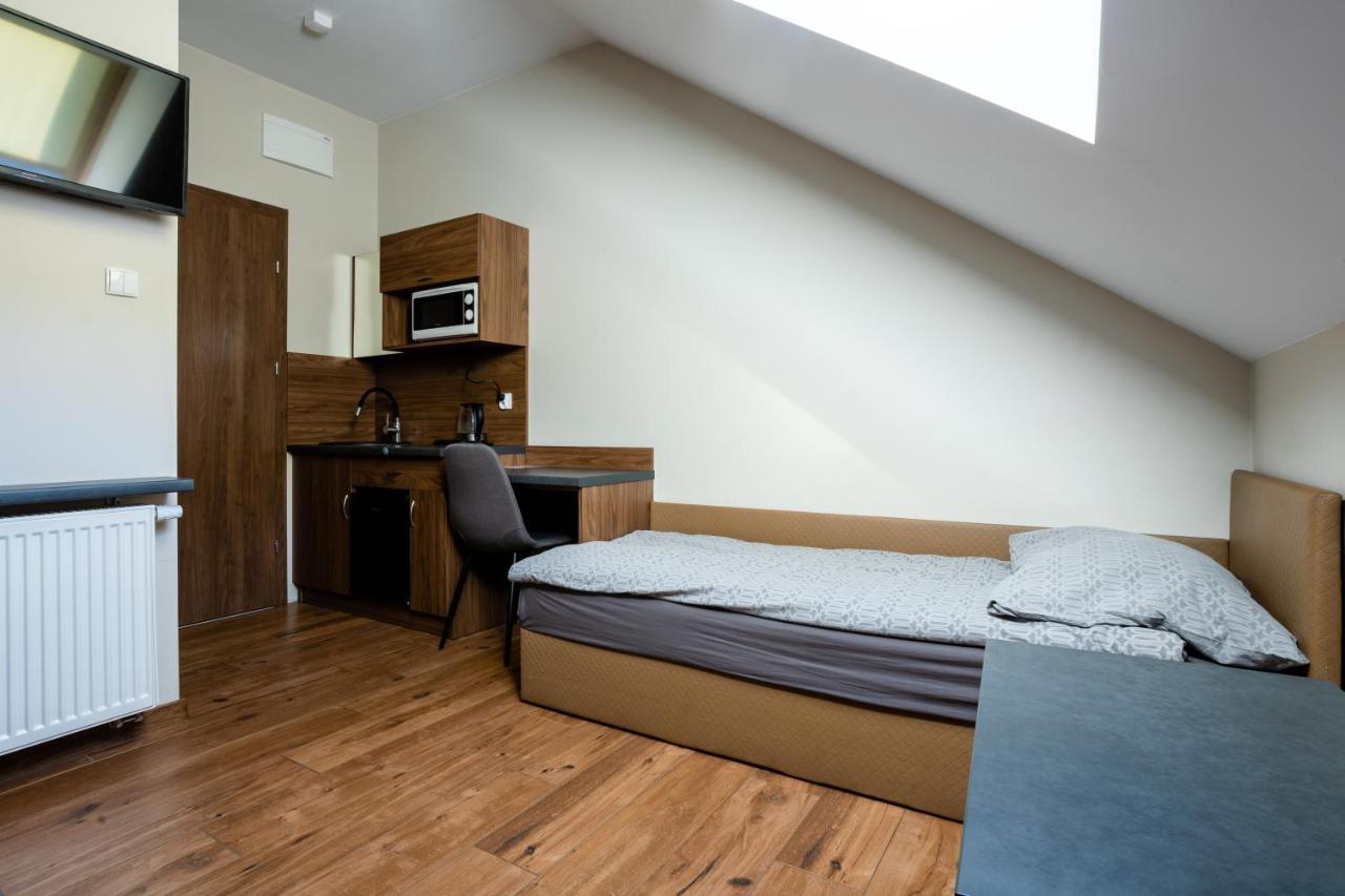 Noclegijarocin Bed & Breakfast Exterior foto